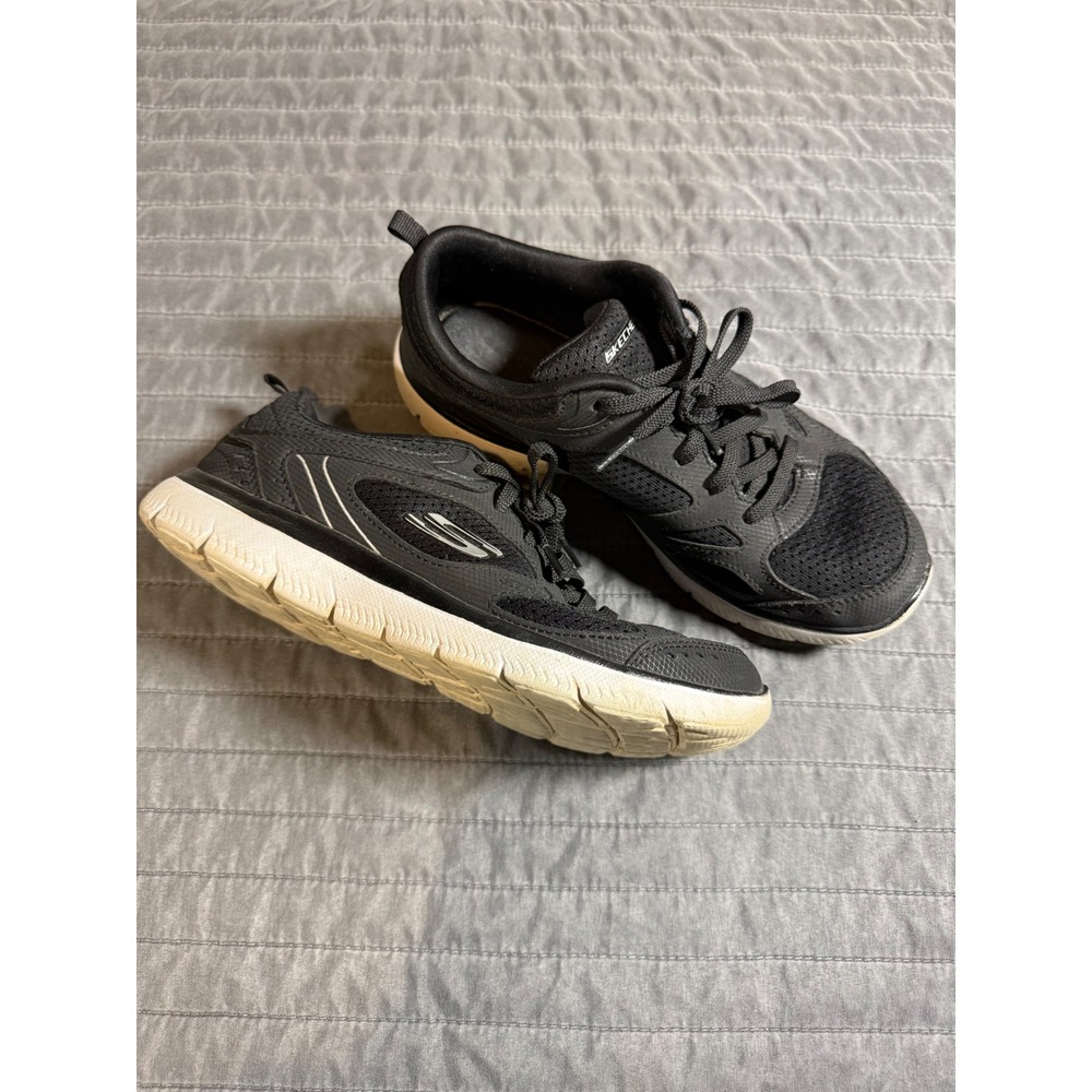 Skechers Womens Black Mesh Lace Up Athletic Walking Running Shoes Sneakers 7.5
